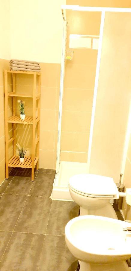 Aurora Apartment Milan Bagian luar foto