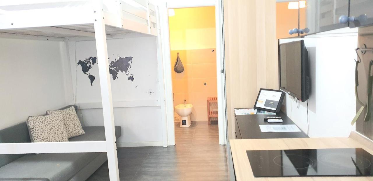 Aurora Apartment Milan Bagian luar foto