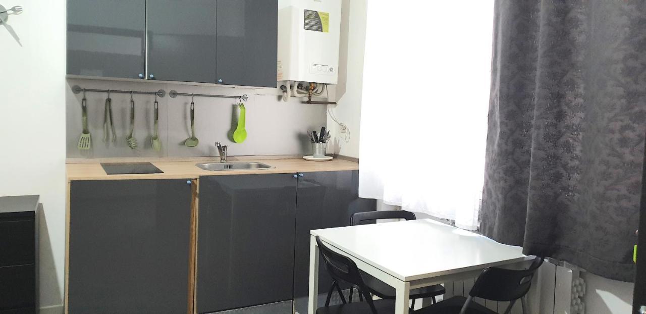 Aurora Apartment Milan Bagian luar foto